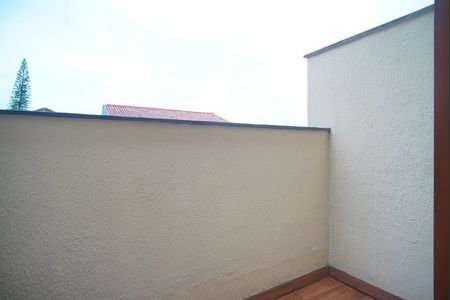 Casa à venda com 220m², 3 quartos e 2 vagasQuarto 2 - Varanda