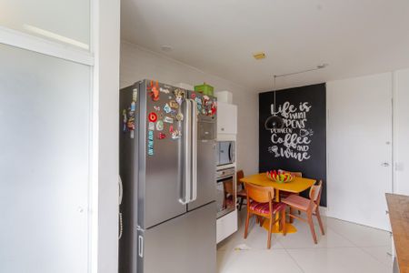 Apartamento à venda com 107m², 2 quartos e 1 vagaCozinha