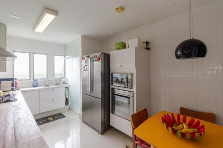 Apartamento à venda com 107m², 2 quartos e 1 vagaCozinha