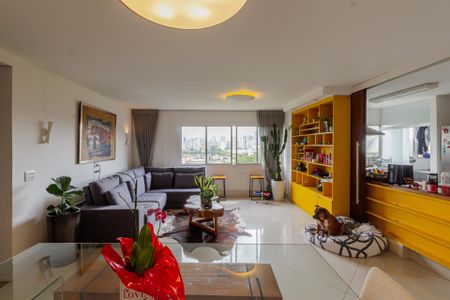 Sala de apartamento à venda com 2 quartos, 107m² em Vila Olímpia, São Paulo