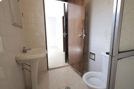 Casa para alugar com 300m², 3 quartos e 6 vagasBanheiro da Suíte