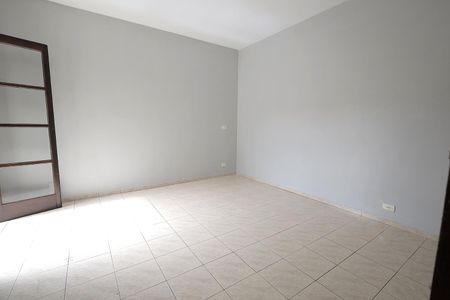 Casa para alugar com 300m², 3 quartos e 6 vagasSuíte