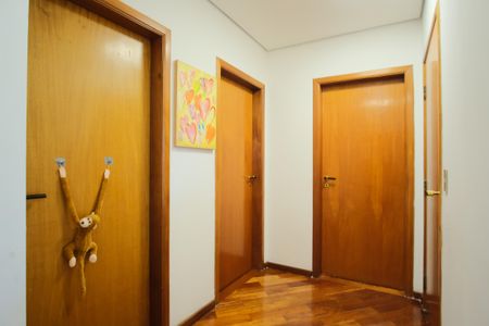 Apartamento para alugar com 280m², 4 quartos e 3 vagasHall