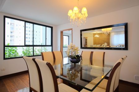 Apartamento para alugar com 280m², 4 quartos e 3 vagasSala de Jantar