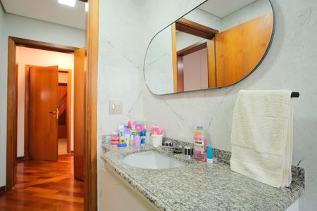 Apartamento para alugar com 280m², 4 quartos e 3 vagasBanheiro da Suíte 2