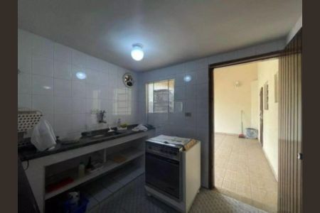 Foto 02 de casa à venda com 2 quartos, 90m² em Jardim Ocara, Santo André