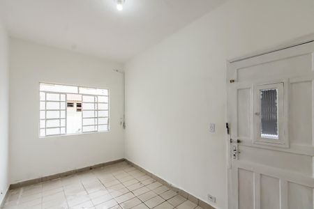 Sala de casa para alugar com 2 quartos, 100m² em Jardim Ponte Rasa, São Paulo