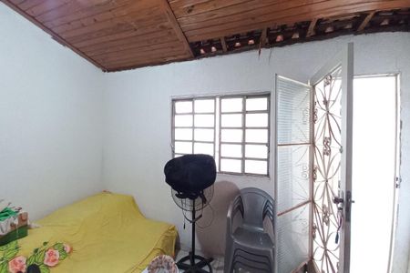 Casa à venda com 364m², 4 quartos e 8 vagasQuarto 4 - Suíte