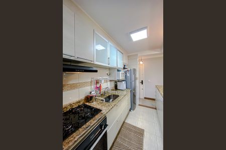 Apartamento à venda com 76m², 3 quartos e 1 vaga Apartamento à venda com 76m², 3 quartos e 1 vagaCozinha