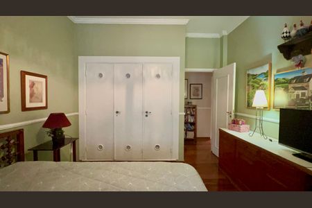 Apartamento à venda com 113m², 2 quartos e 1 vaga Apartamento à venda com 113m², 2 quartos e 1 vagaQuarto