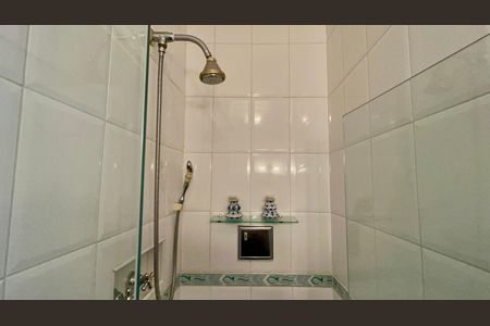 Apartamento à venda com 113m², 2 quartos e 1 vaga Apartamento à venda com 113m², 2 quartos e 1 vagaBanheiro