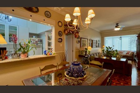 Apartamento à venda com 113m², 2 quartos e 1 vaga Apartamento à venda com 113m², 2 quartos e 1 vagaSala de Jantar