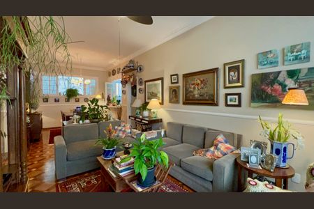 Apartamento à venda com 113m², 2 quartos e 1 vaga Apartamento à venda com 113m², 2 quartos e 1 vagaSala de TV