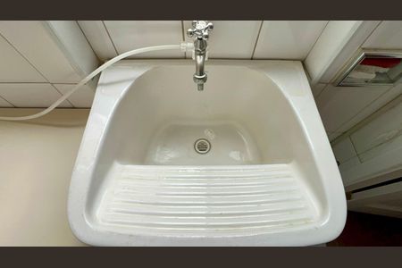 Apartamento à venda com 113m², 2 quartos e 1 vaga Apartamento à venda com 113m², 2 quartos e 1 vagaÁrea de Serviço