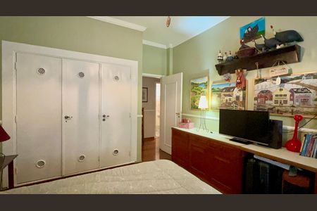 Apartamento à venda com 113m², 2 quartos e 1 vaga Apartamento à venda com 113m², 2 quartos e 1 vagaQuarto