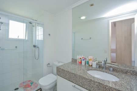 Apartamento à venda com 181m², 3 quartos e 2 vagasBanheiro da Suíte