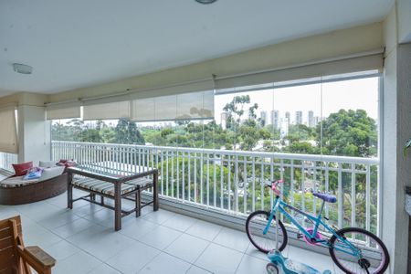 Apartamento à venda com 181m², 3 quartos e 2 vagasSacada da Suíte 3