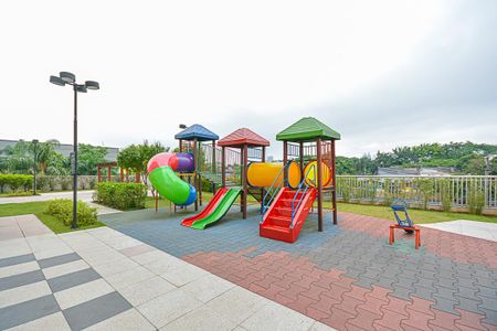 Apartamento à venda com 181m², 3 quartos e 2 vagasÁrea comum - Playground