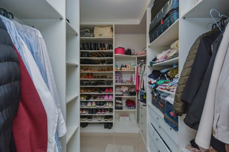 Apartamento à venda com 181m², 3 quartos e 2 vagasCloset da suíte
