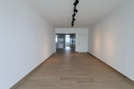 Apartamento para alugar com 200m², 4 quartos e 1 vagaSala