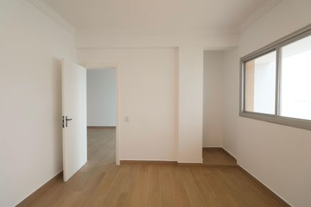 Apartamento para alugar com 200m², 4 quartos e 1 vagaQuarto 2