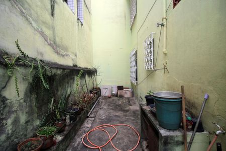 Apartamento para alugar com 59m², 2 quartos e sem vagaQuintal