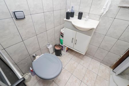 Casa à venda com 150m², 3 quartos e 1 vagaCasa 1 - Banheiro