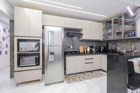 Casa à venda com 150m², 3 quartos e 1 vagaCasa 2 - Sala e Cozinha