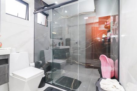 Casa à venda com 150m², 3 quartos e 1 vagaCasa 2 - Banheiro social