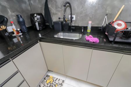 Casa à venda com 150m², 3 quartos e 1 vagaCasa 2 - Sala e Cozinha
