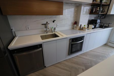 Apartamento à venda com 76m², 3 quartos e 2 vagasSala/Cozinha