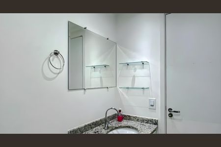 Apartamento para alugar com 39m², 2 quartos e sem vaga Apartamento para alugar com 39m², 2 quartos e sem vagaBanheiro