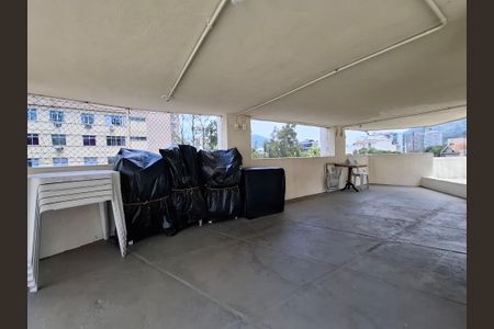 Apartamento à venda com 96m², 3 quartos e sem vaga Apartamento à venda com 96m², 3 quartos e sem vagaÁrea comum