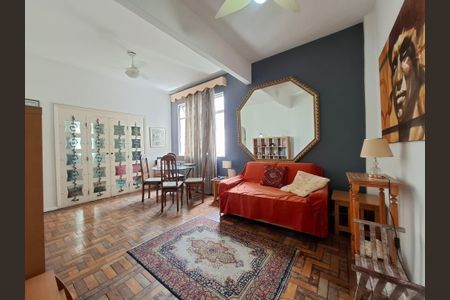 Apartamento à venda com 96m², 3 quartos e sem vaga Apartamento à venda com 96m², 3 quartos e sem vagaSala