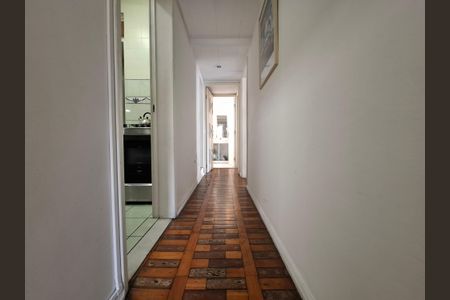 Apartamento à venda com 96m², 3 quartos e sem vaga Apartamento à venda com 96m², 3 quartos e sem vagaCorredor