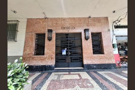 Apartamento à venda com 96m², 3 quartos e sem vaga Apartamento à venda com 96m², 3 quartos e sem vagaFachada