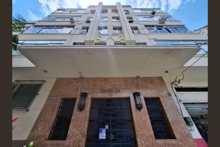 Apartamento à venda com 96m², 3 quartos e sem vaga Apartamento à venda com 96m², 3 quartos e sem vagaFachada