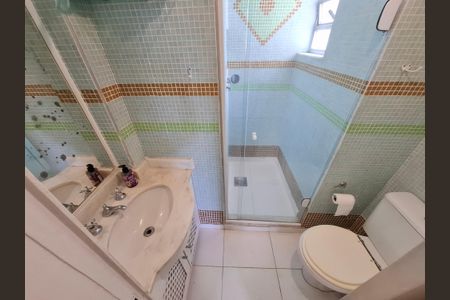 Apartamento à venda com 96m², 3 quartos e sem vaga Apartamento à venda com 96m², 3 quartos e sem vagaBanheiro 2
