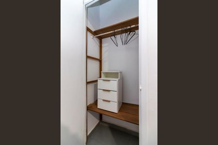 Casa à venda com 120m², 6 quartos e 1 vagaStudio 1