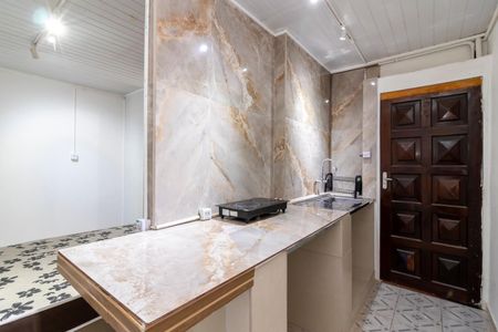 Casa à venda com 120m², 6 quartos e 1 vagaStudio 4