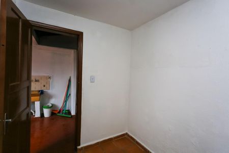 Casa à venda com 100m², 2 quartos e 2 vagas Casa à venda com 100m², 2 quartos e 2 vagasÁrea de Serviço - quintal