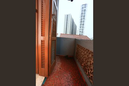 Casa à venda com 100m², 2 quartos e 2 vagas Casa à venda com 100m², 2 quartos e 2 vagasvaranda do quarto 2