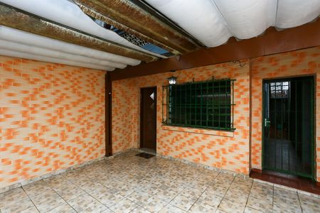 Casa à venda com 100m², 2 quartos e 2 vagas Casa à venda com 100m², 2 quartos e 2 vagasGaragem