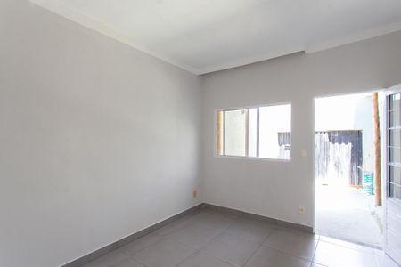 Casa para alugar com 100m², 3 quartos e 1 vagaSala