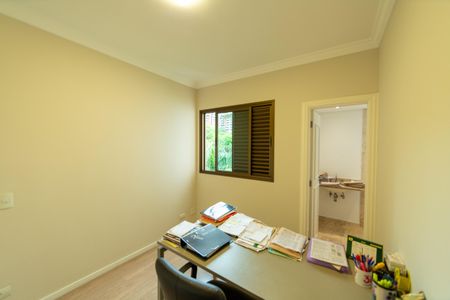 Apartamento à venda com 118m², 3 quartos e 2 vagasEscritório