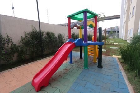 Apartamento à venda com 35m², 2 quartos e sem vagaÁrea comum - Playground