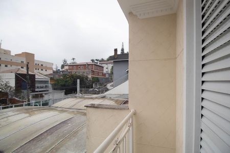 Casa de condomínio à venda com 280m², 3 quartos e 3 vagasVaranda 