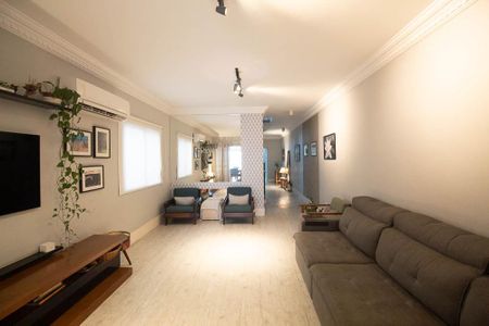 Casa de condomínio à venda com 280m², 3 quartos e 3 vagasSala