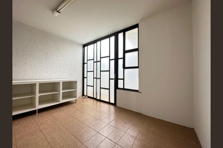 Casa para alugar com 406m², 8 quartos e 1 vaga Casa para alugar com 406m², 8 quartos e 1 vagaQuarto 6