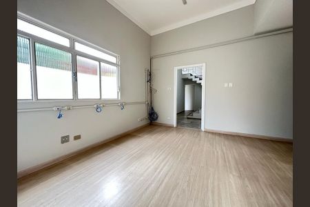 Casa para alugar com 406m², 8 quartos e 1 vaga Casa para alugar com 406m², 8 quartos e 1 vagaQuarto 5